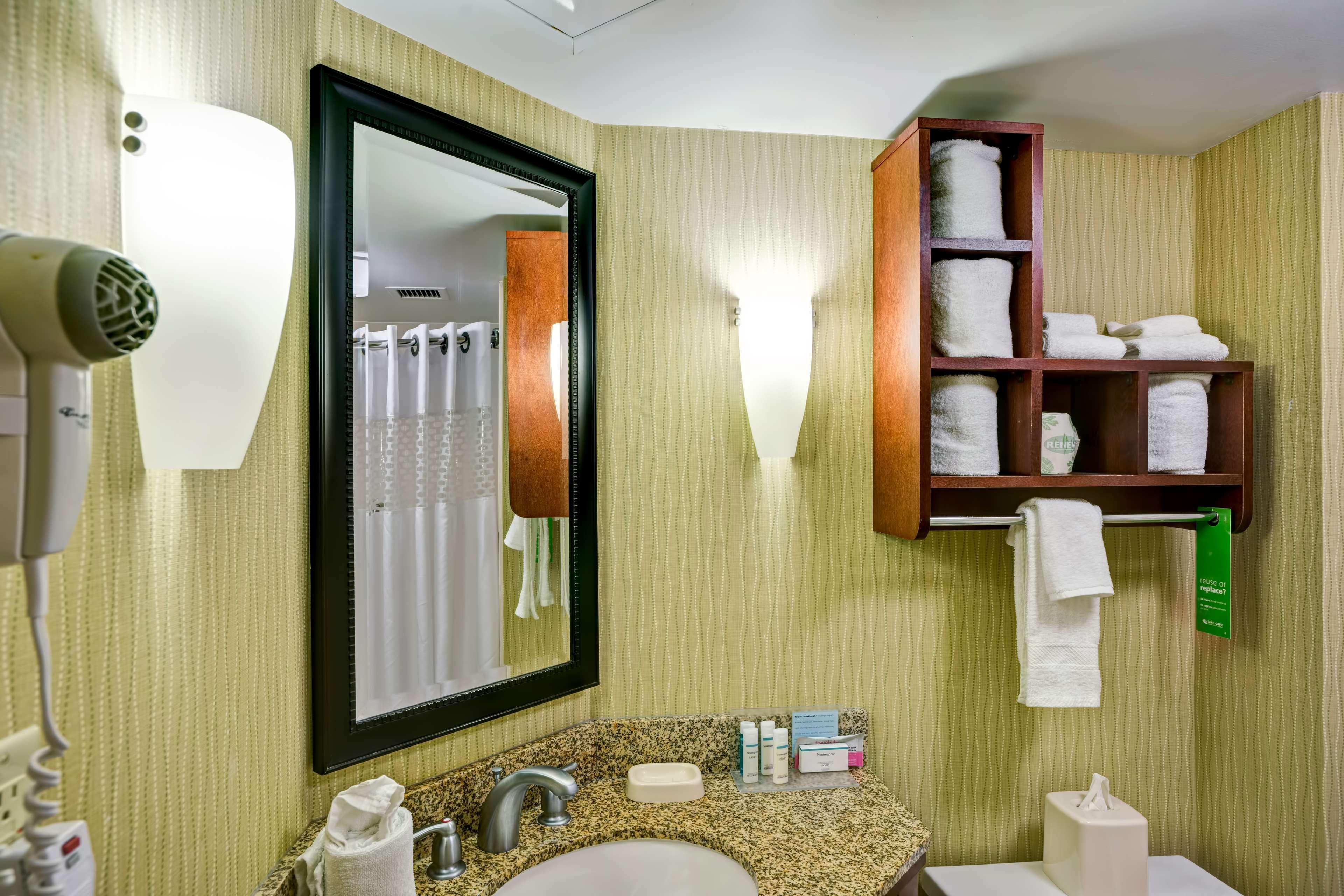 Hampton Inn Beckley Exteriör bild