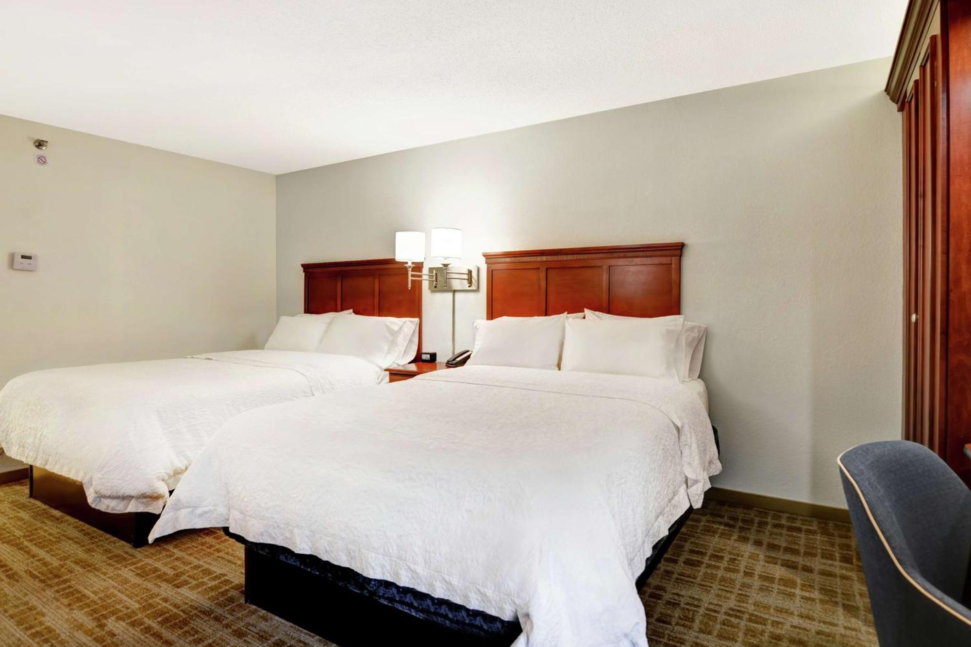 Hampton Inn Beckley Exteriör bild