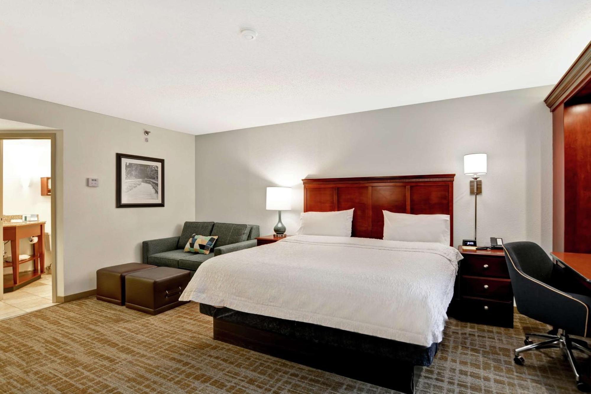 Hampton Inn Beckley Exteriör bild